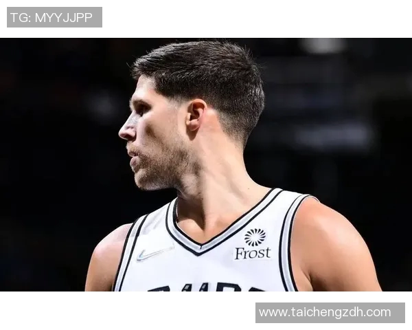 美记:文班状态极佳且小腿没戴护具,只是马刺对他伤情很谨慎 美记:文班状态极佳且小腿没戴护具,只是马刺对他伤情很谨慎