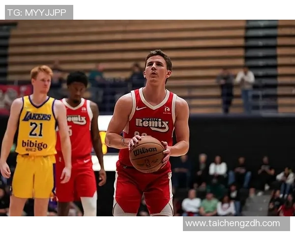 快船抢先签下开拓者二队后场新秀，他的传球和抢断能力都非常出色